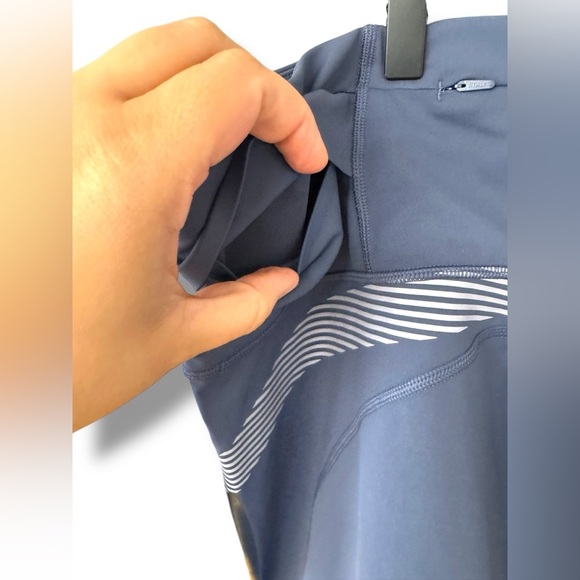 NWT Athleta x Felix Allyson Size 3X Legend Striped 7/8 Legging Violet & Grey - Picture 5 of 11